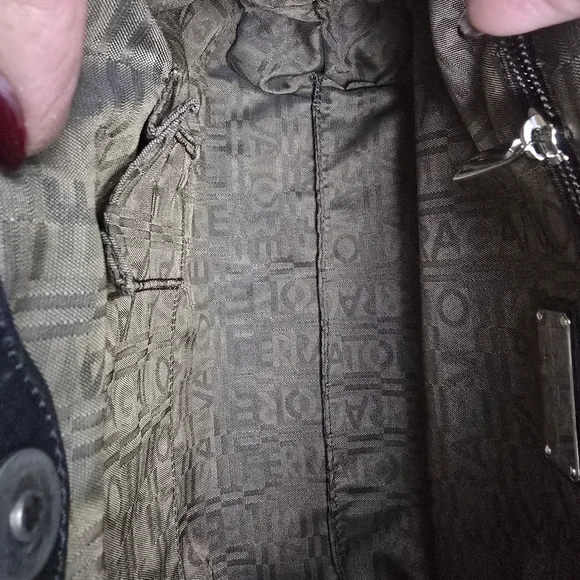 Salvatore Ferragamo Black Patent  Leather Handbag ( EUC! - Picture 14 of 14